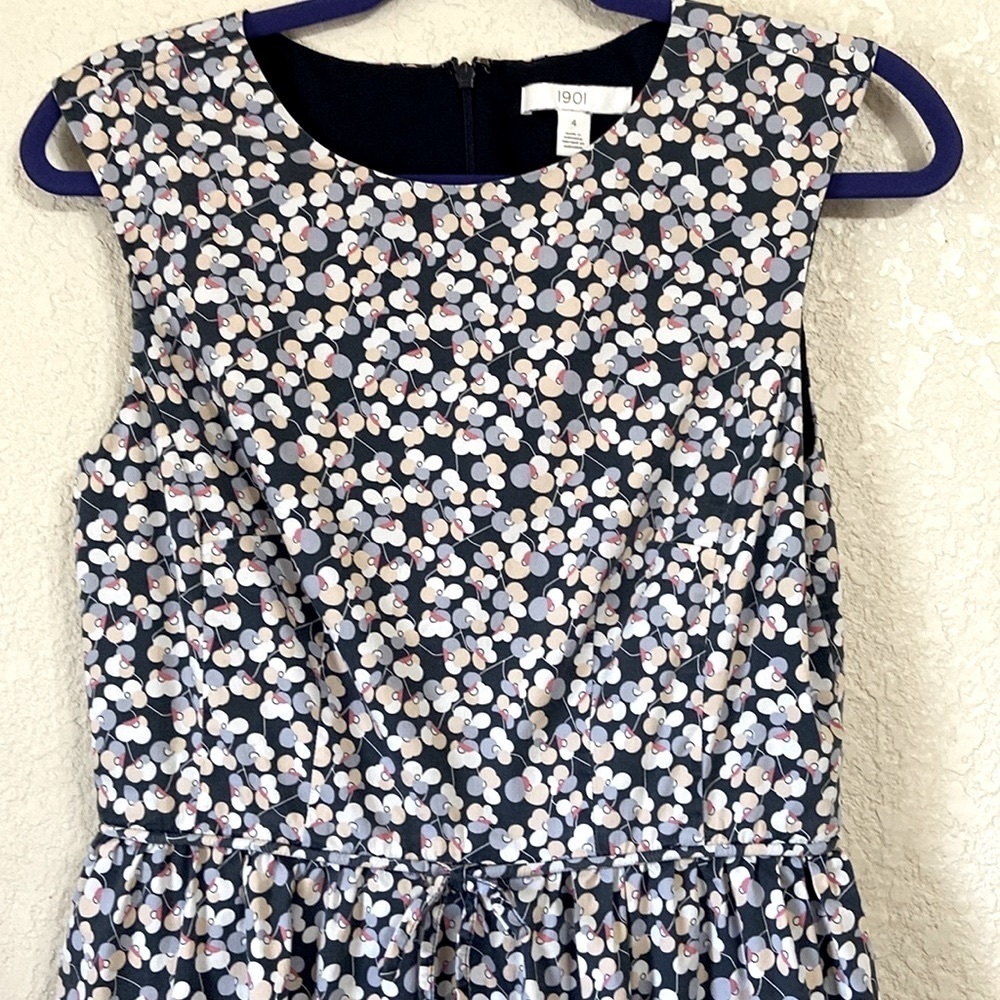 1901 Navy Floral Dress - Picture 2 of 9